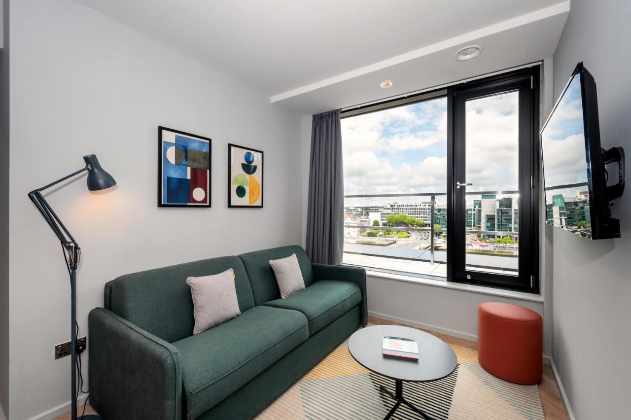 One Bedroom Apartment