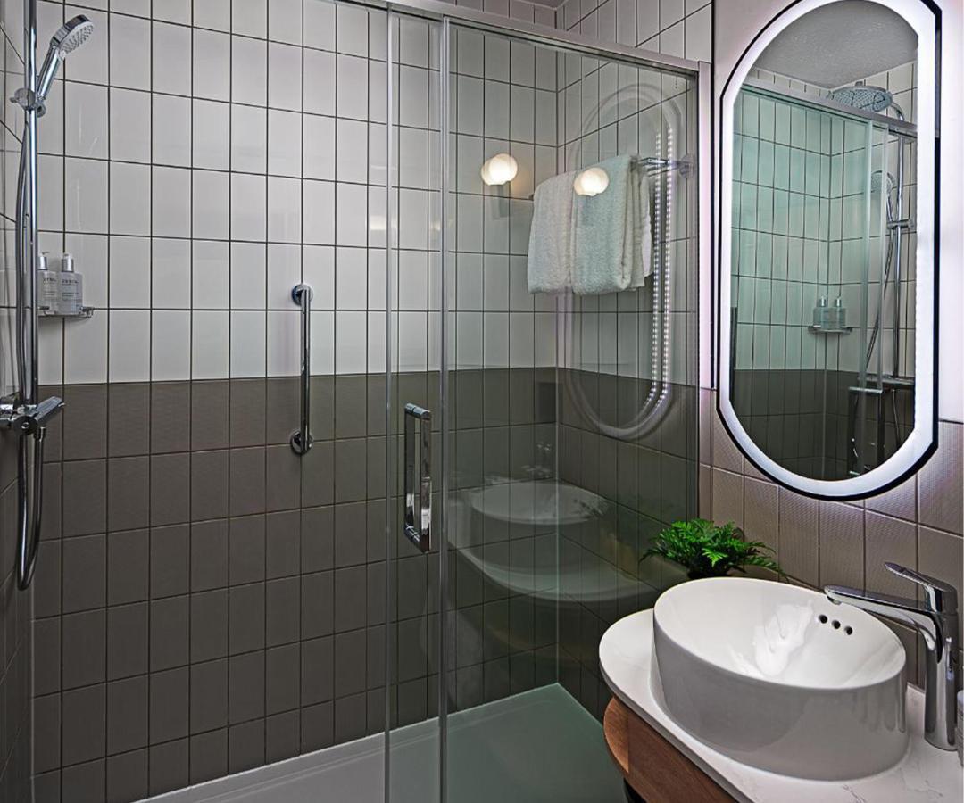 Executive Double Room,1595396456:JPEG