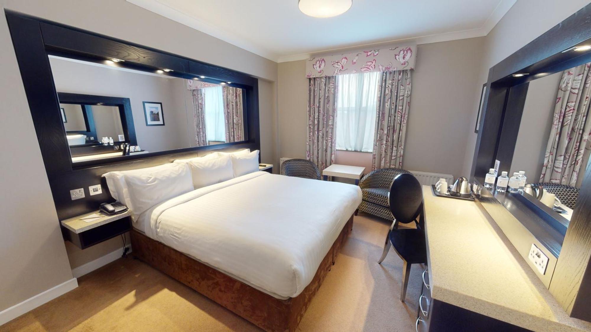 Classic Double Room