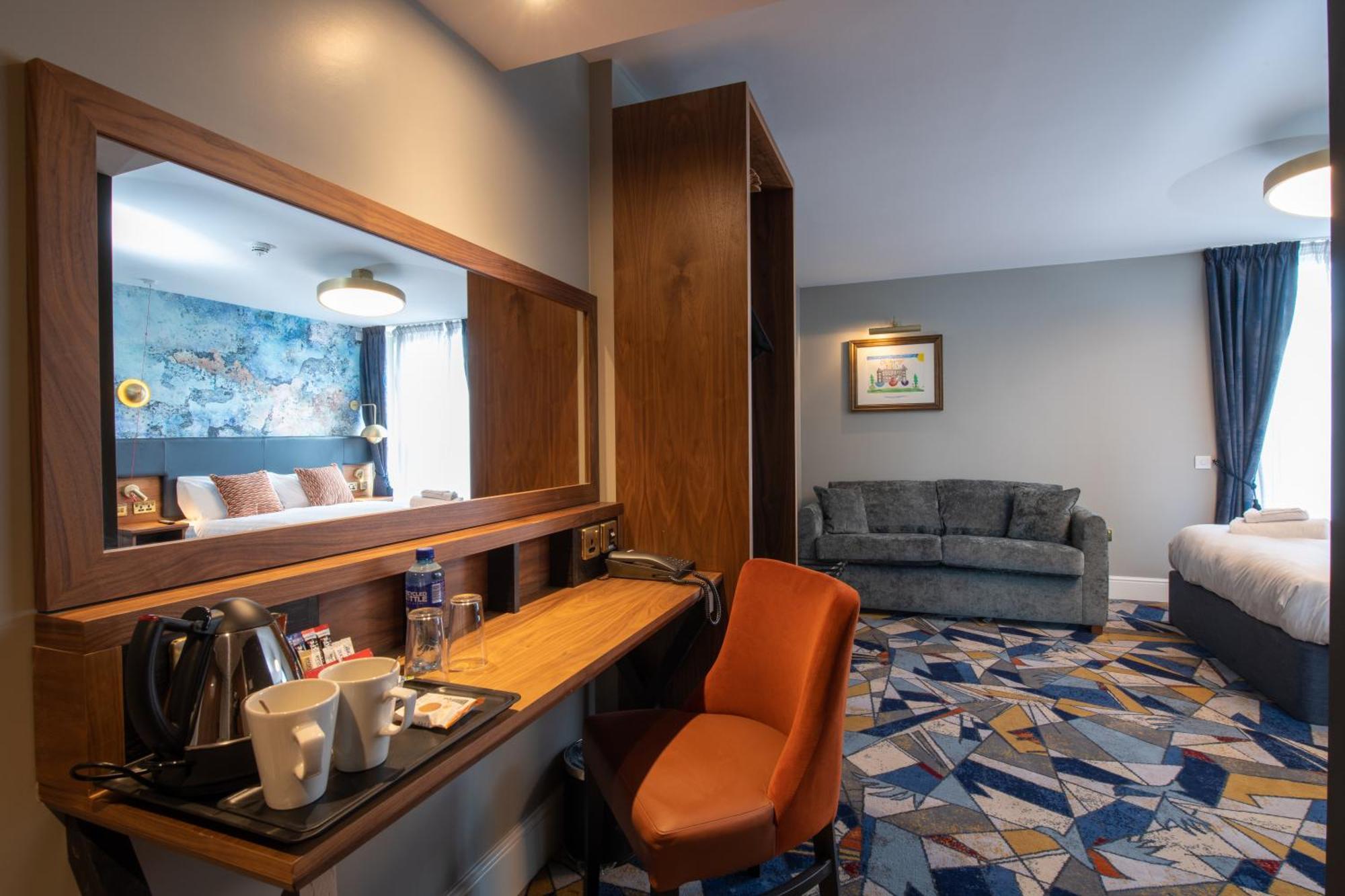 Standard Family Twin Room 3