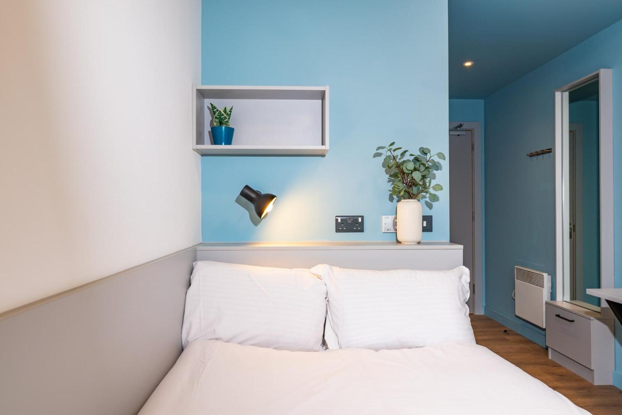 Double Room Private Bathroom