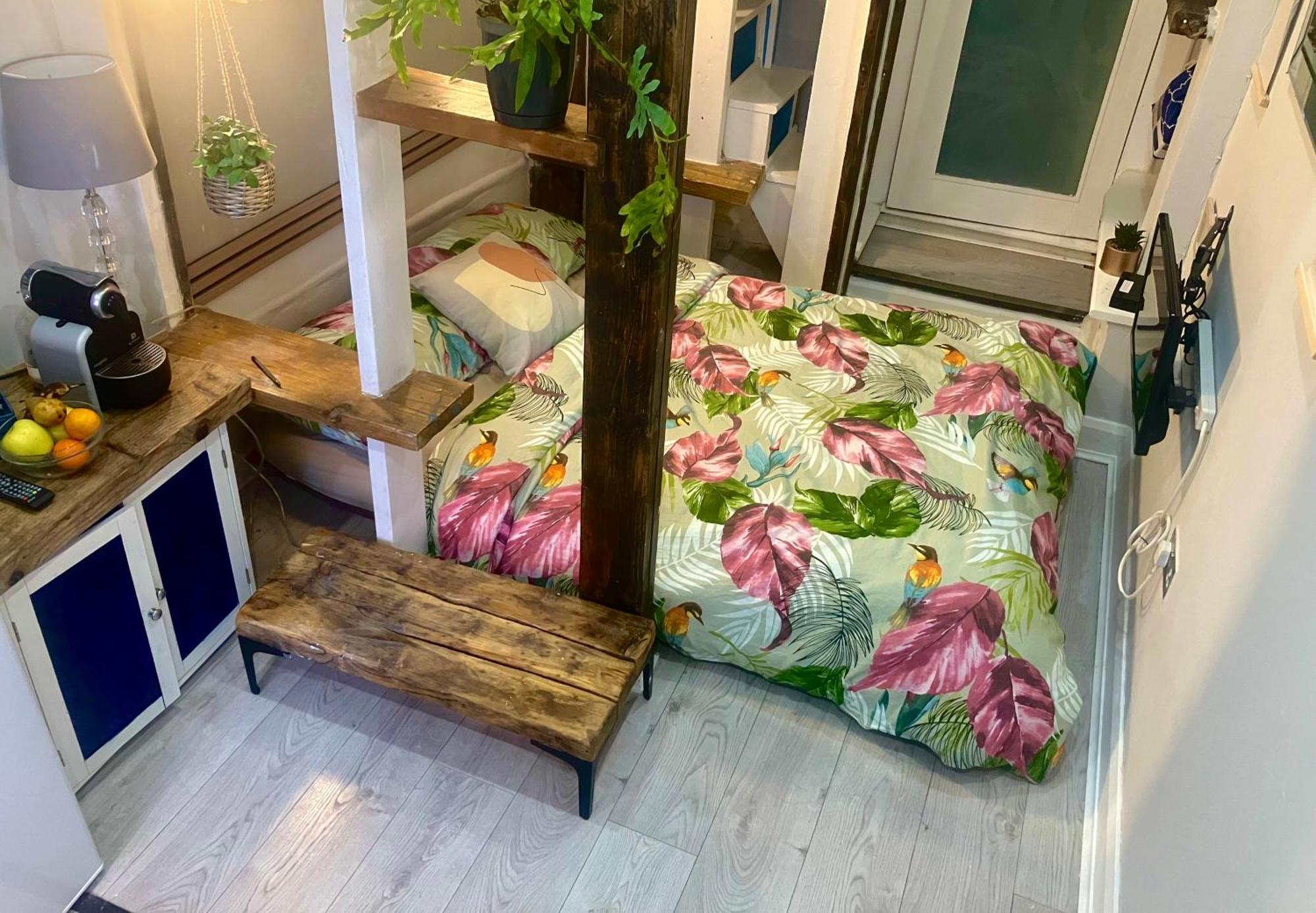 Studio Split Level