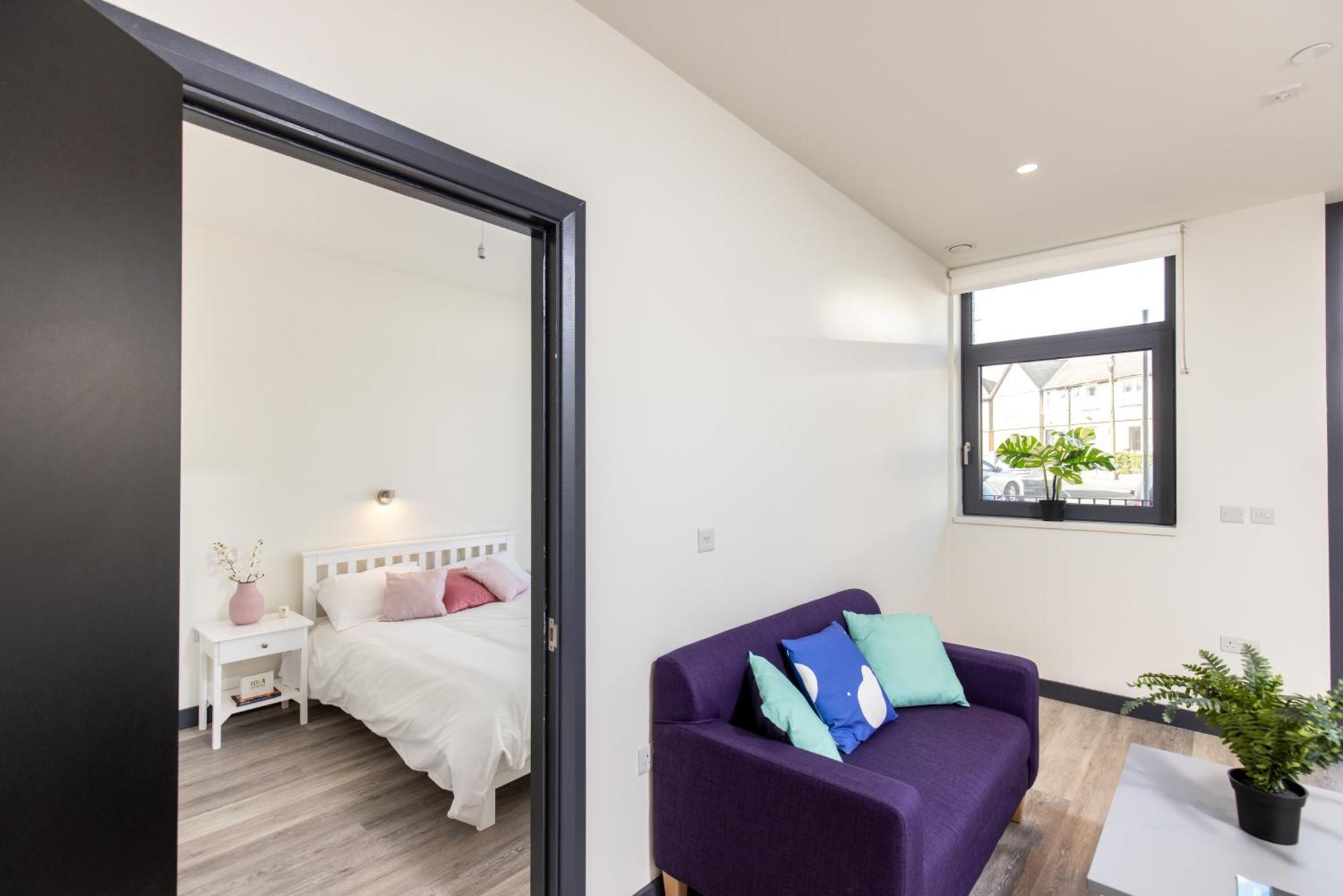 One-Bedroom Apartment