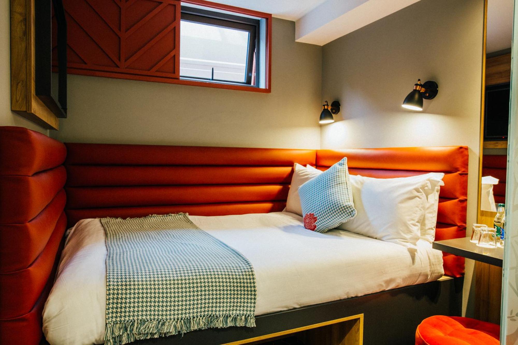 City Pod Room