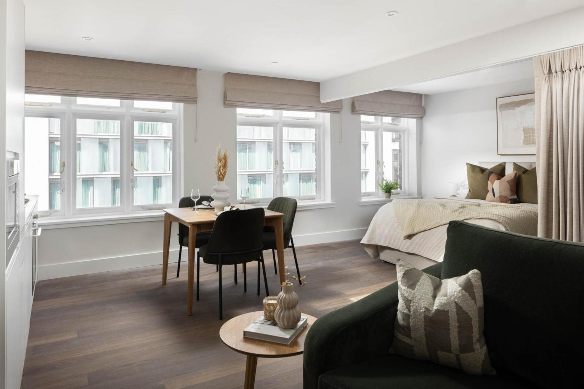 Studio Apartment King Bed