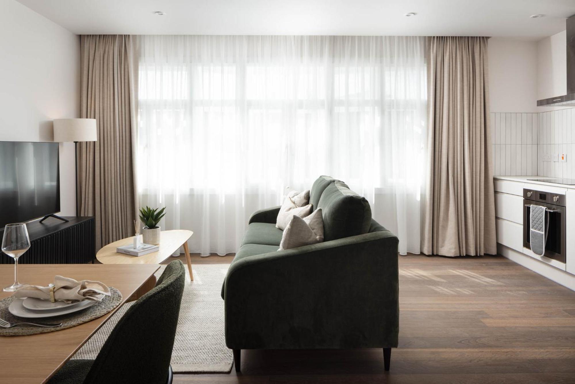 One-Bedroom Premier Apartment