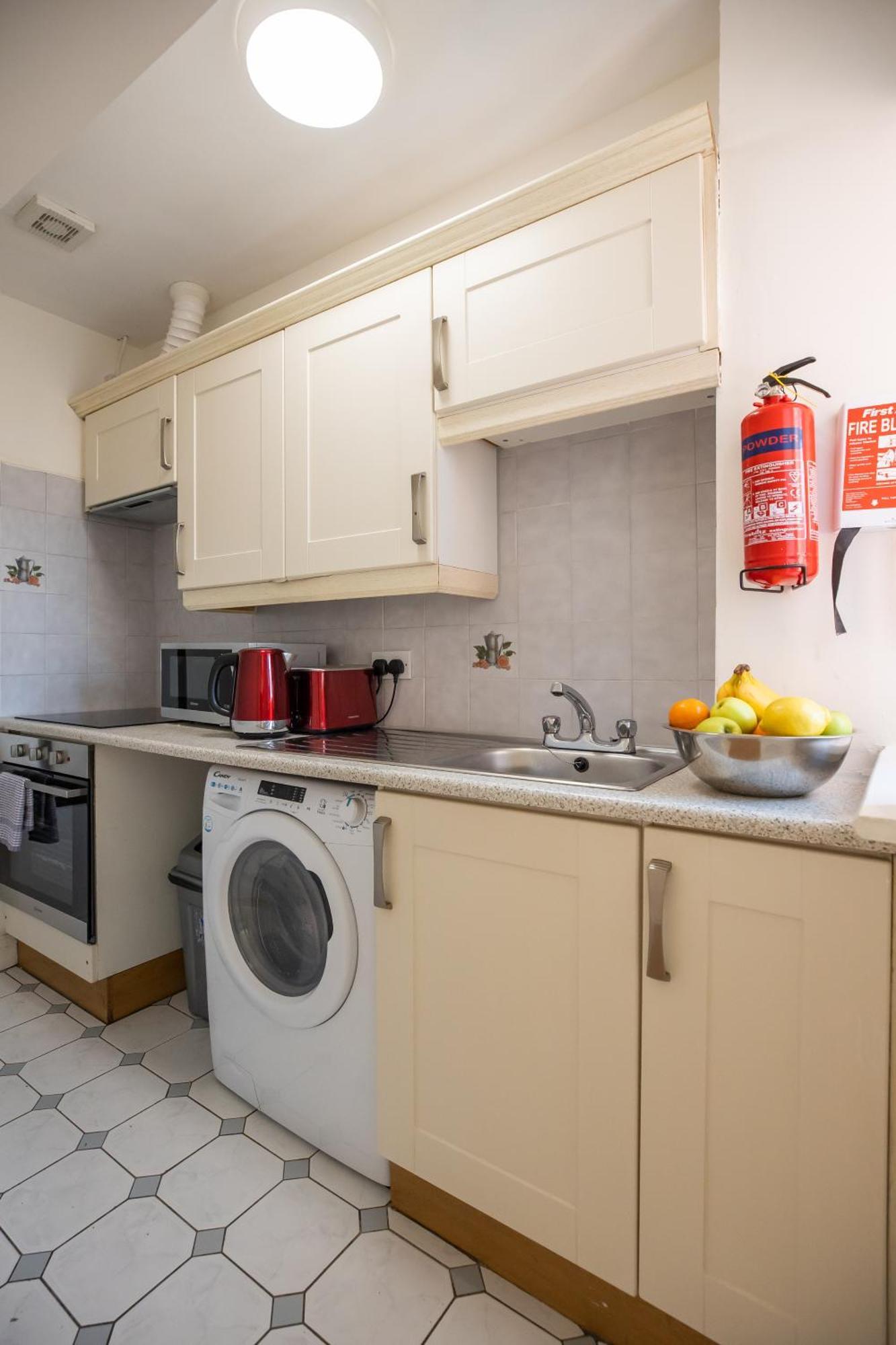 Two-Bedroom Deluxe Apartment