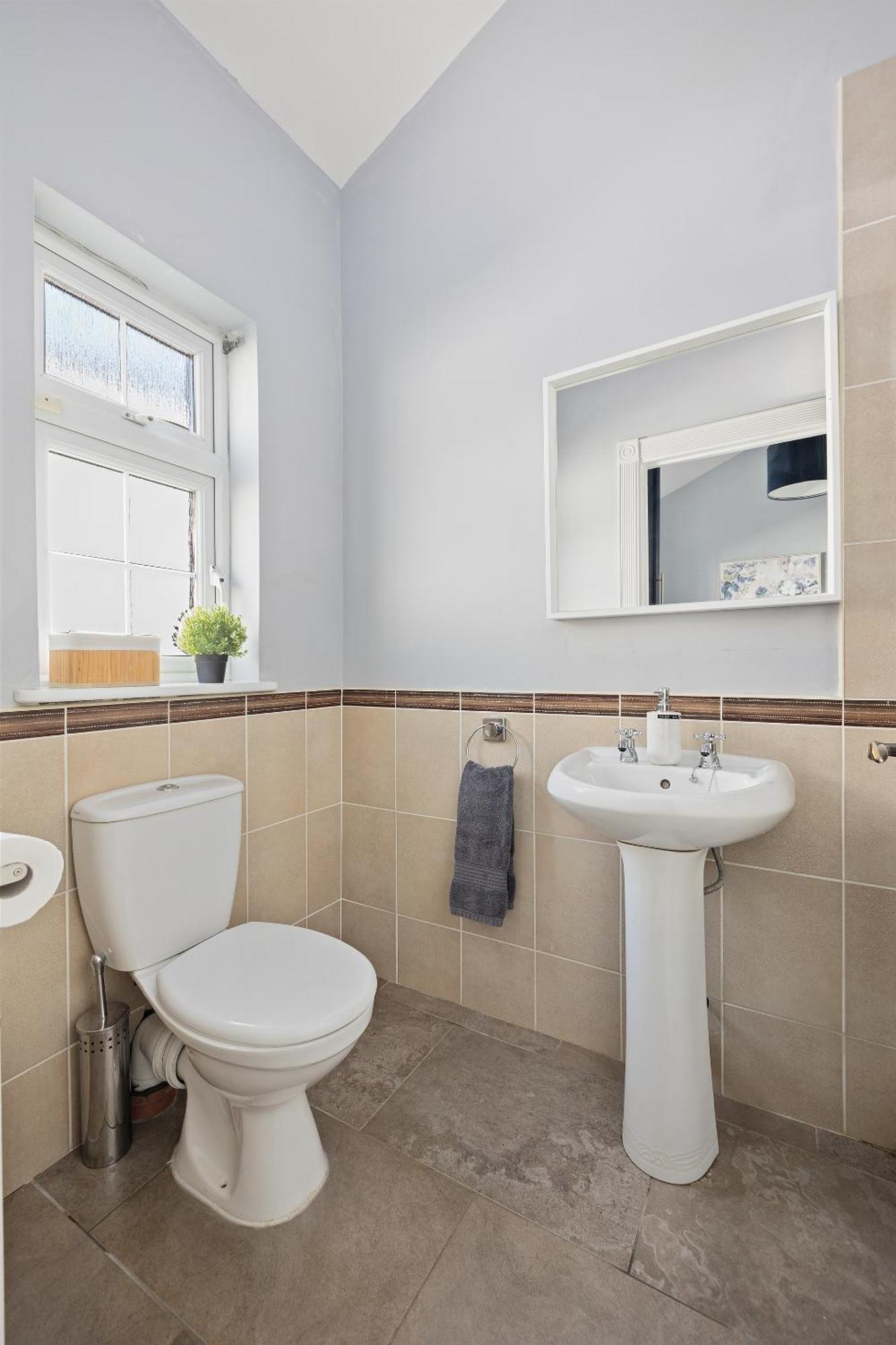 Double Room Private Bathroom