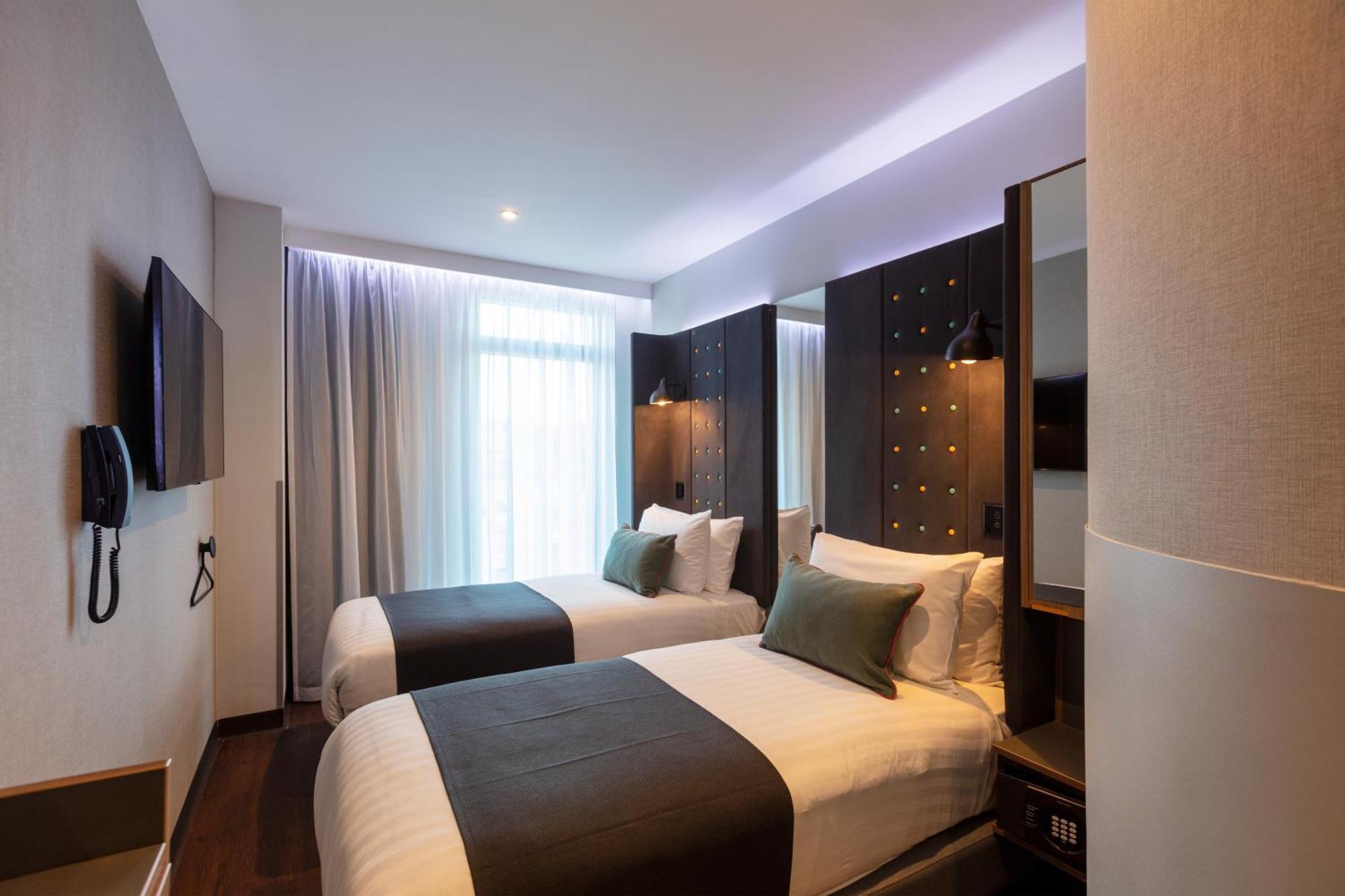 Comfy Twin Room