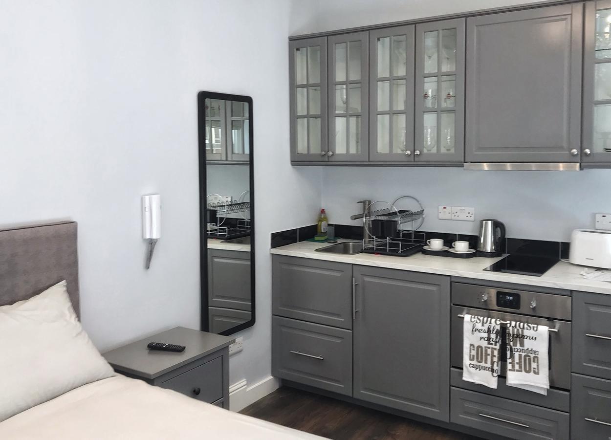 Studio Apartment