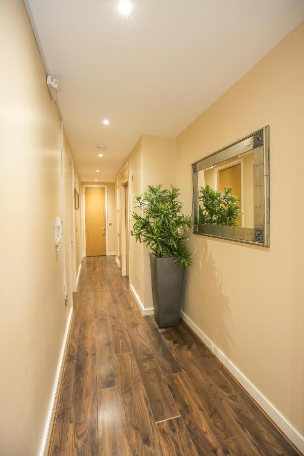 Three-Bedroom Superior Apartment