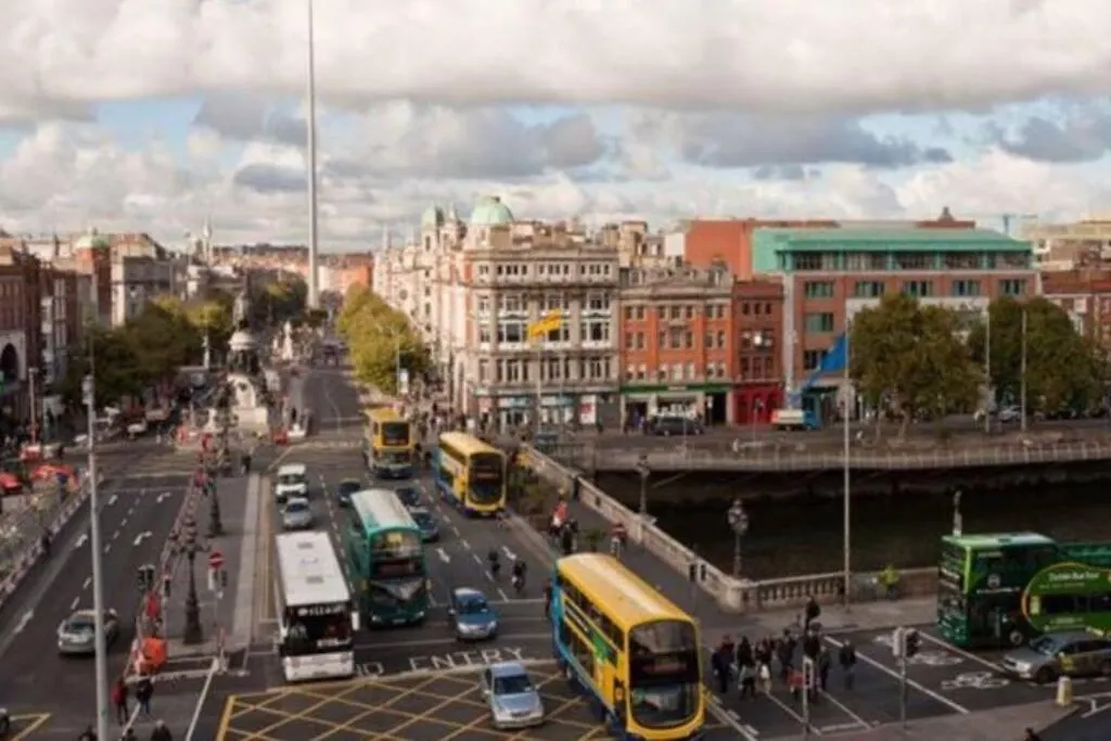 Modern Apt In Heart Of Dublin-1