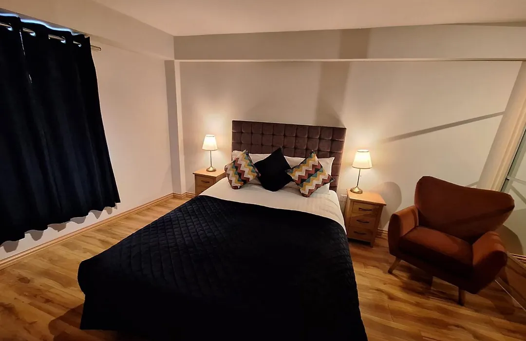 Five Lamps Suites-1