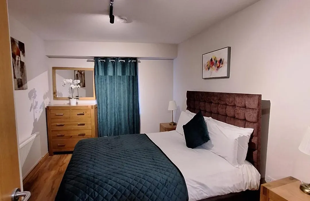Five Lamps Suites-1