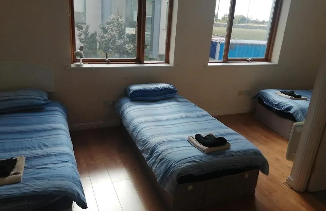 2 Bedroom, 2 Bathroom Apartment-1