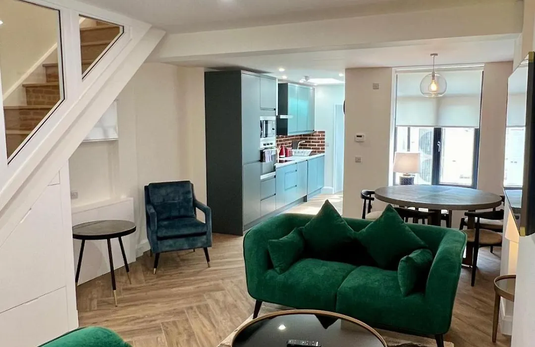 Ifsc Townhouse Apartments-1