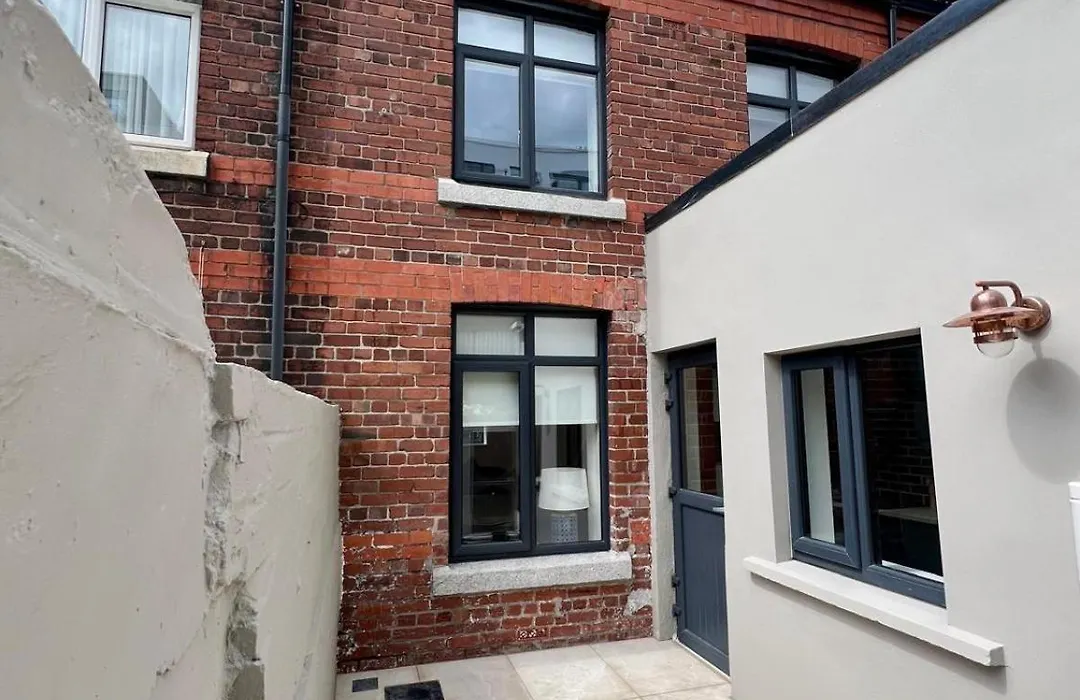 Ifsc Townhouse Apartments-1