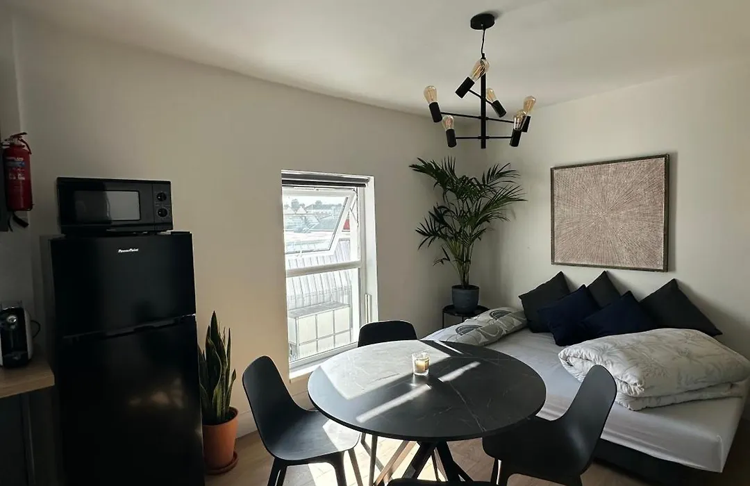 Modern City Centre Apartment-1