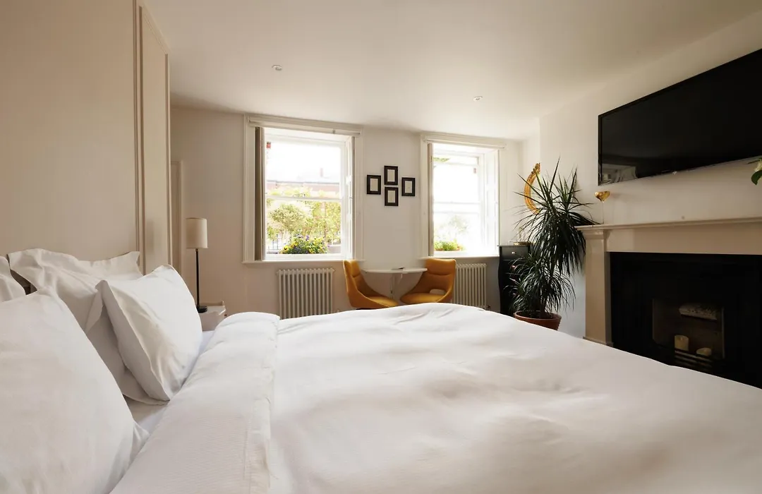 Pembroke Guest Suite-1