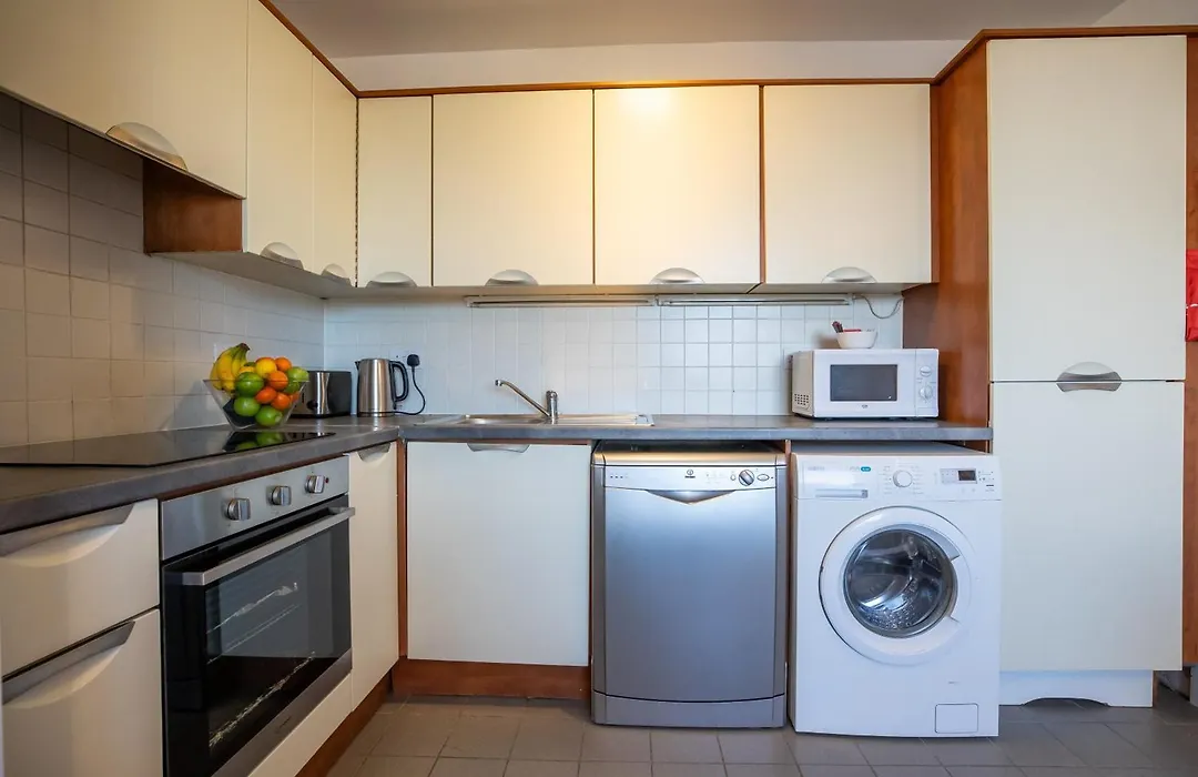 Parnell Corner Apartments-1