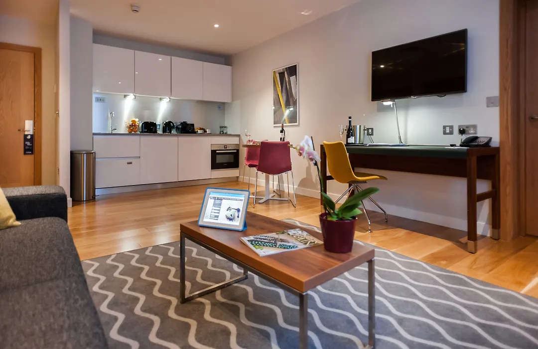 PREMIER SUITES Dublin, Leeson Street-1