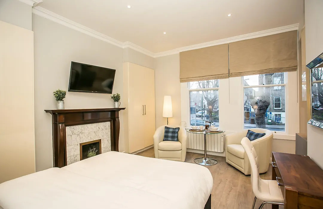 Grand Canal District Apartments-1