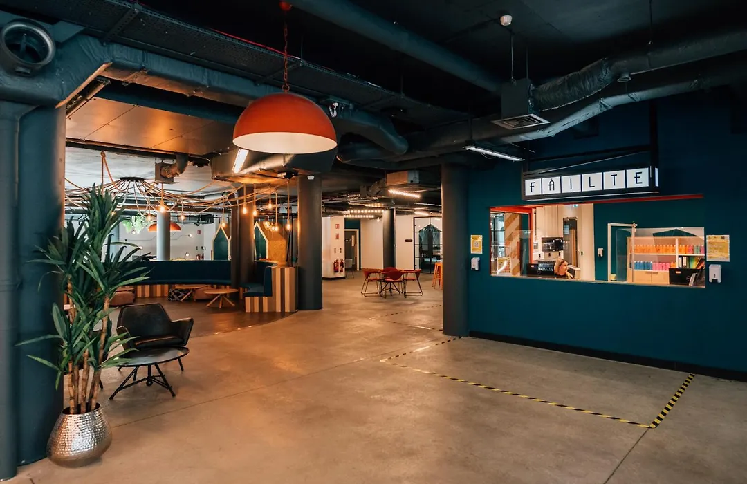Canvas Point Campus Dublin Docklands-1