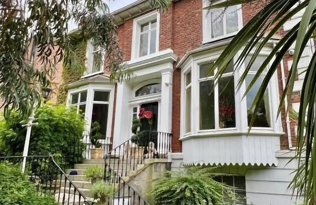 Burlington Townhouse-1