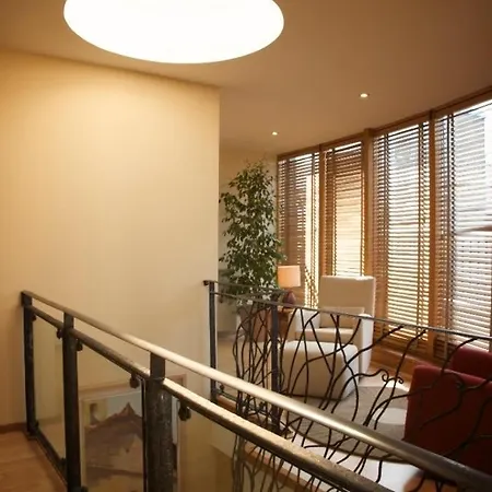 Molesworthcourt Suites-2
