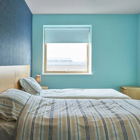 Luxury Apartment Near O'Connell Street-2