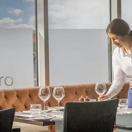 Metro Apartments Dublin Airport-2