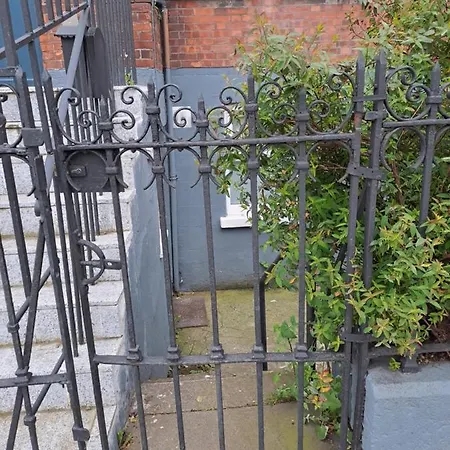 Spacious Studio-Dublin 3-3