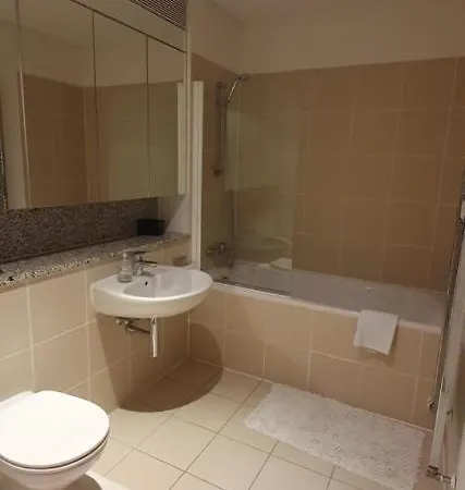 Central Prime King Size Apartment-3