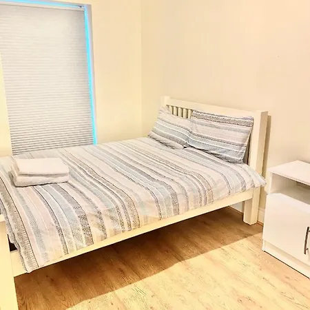 Lovely 2 Bedroom Apartment In Dublin City-2