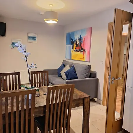Five Lamps Suites-3