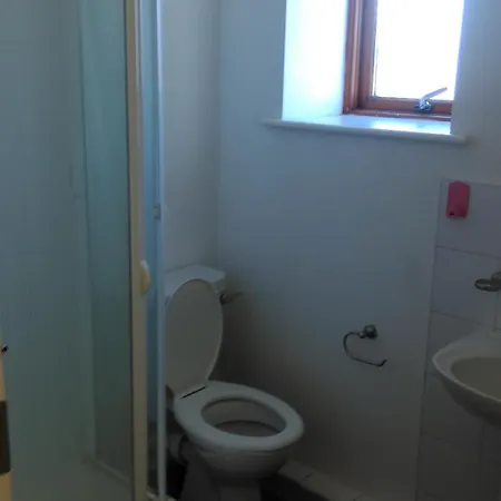 2 Bedroom, 2 Bathroom Apartment-2