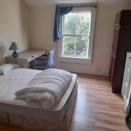 Annesley Park-Homestay Ap-3