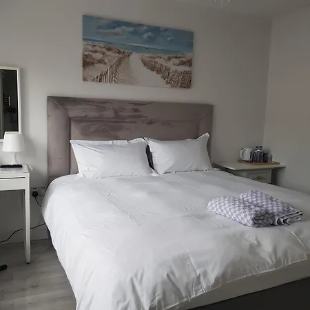 Barnoaks Room With Ensuite Bathroom - Homestay-2