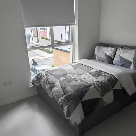 New House, Private Rooms In A Peaceful Neighborhood-2
