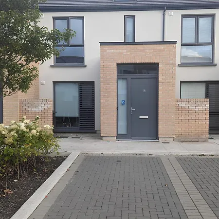 New House, Private Rooms In A Peaceful Neighborhood-2