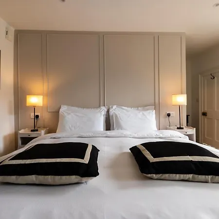 Pembroke Guest Suite-2