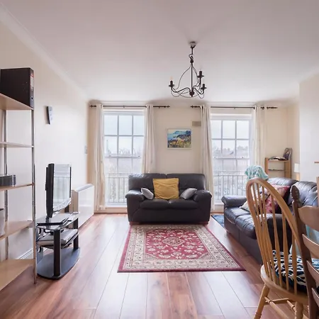 Central 2Bd Flat In Heart Of Dublin-3
