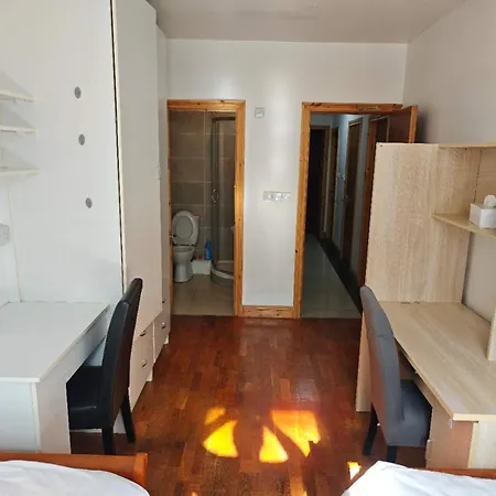 Dublin City Center Room En-Suite-2
