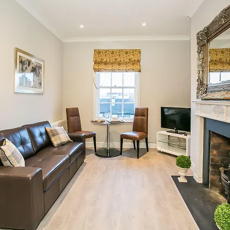 Grand Canal District Apartments-3