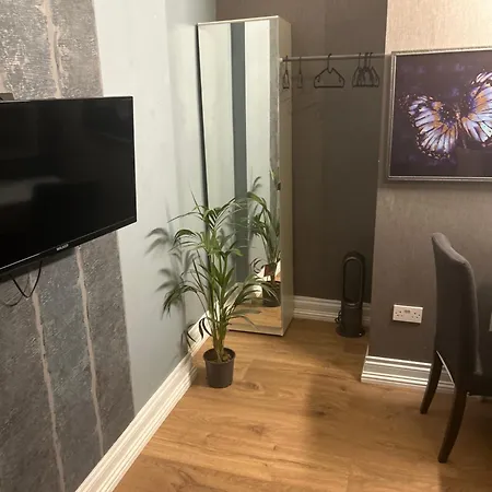 2 Minutes From Drumcondra Station-3