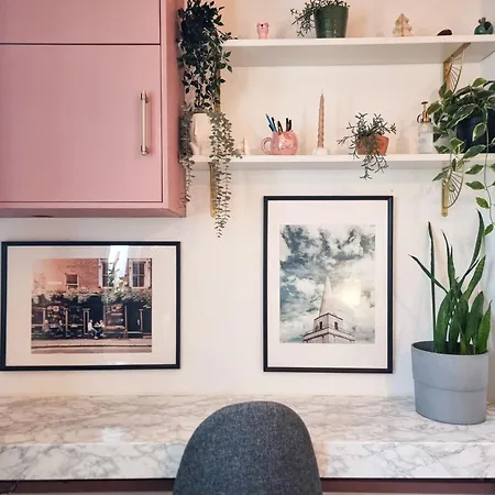 Stylish Apartment 1880S Guinness Worker House-2