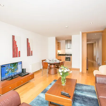 Ifsc Townhouse Apartments-3
