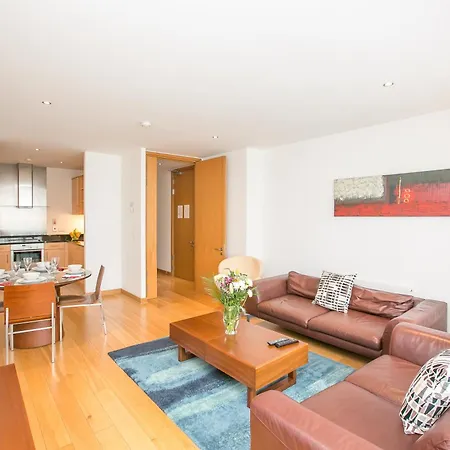 Ifsc Townhouse Apartments-3