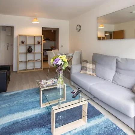 Grand Canal District Apartments-2