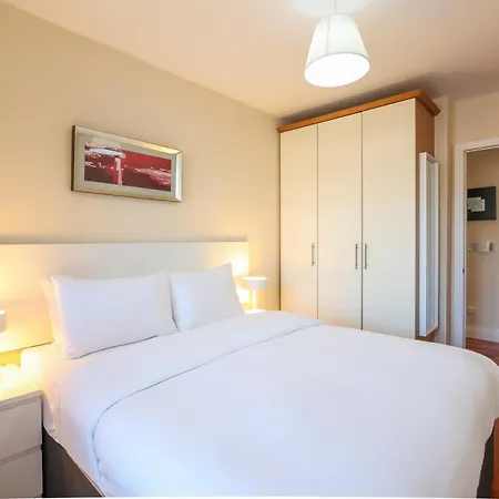 Grand Canal Square Apartments-3